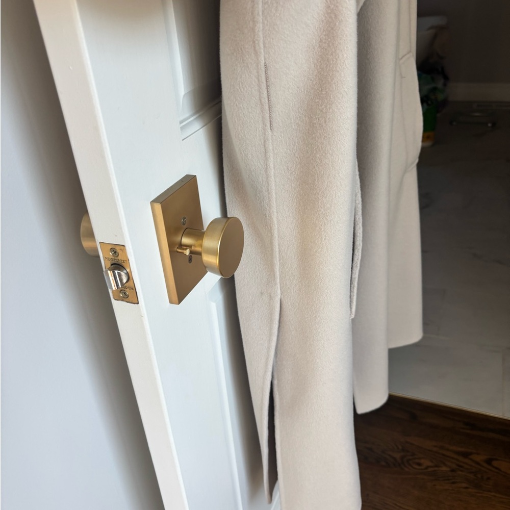 MaxMara Soft Bone/Ecru/greige Wool Coat. - Picture 8 of 12